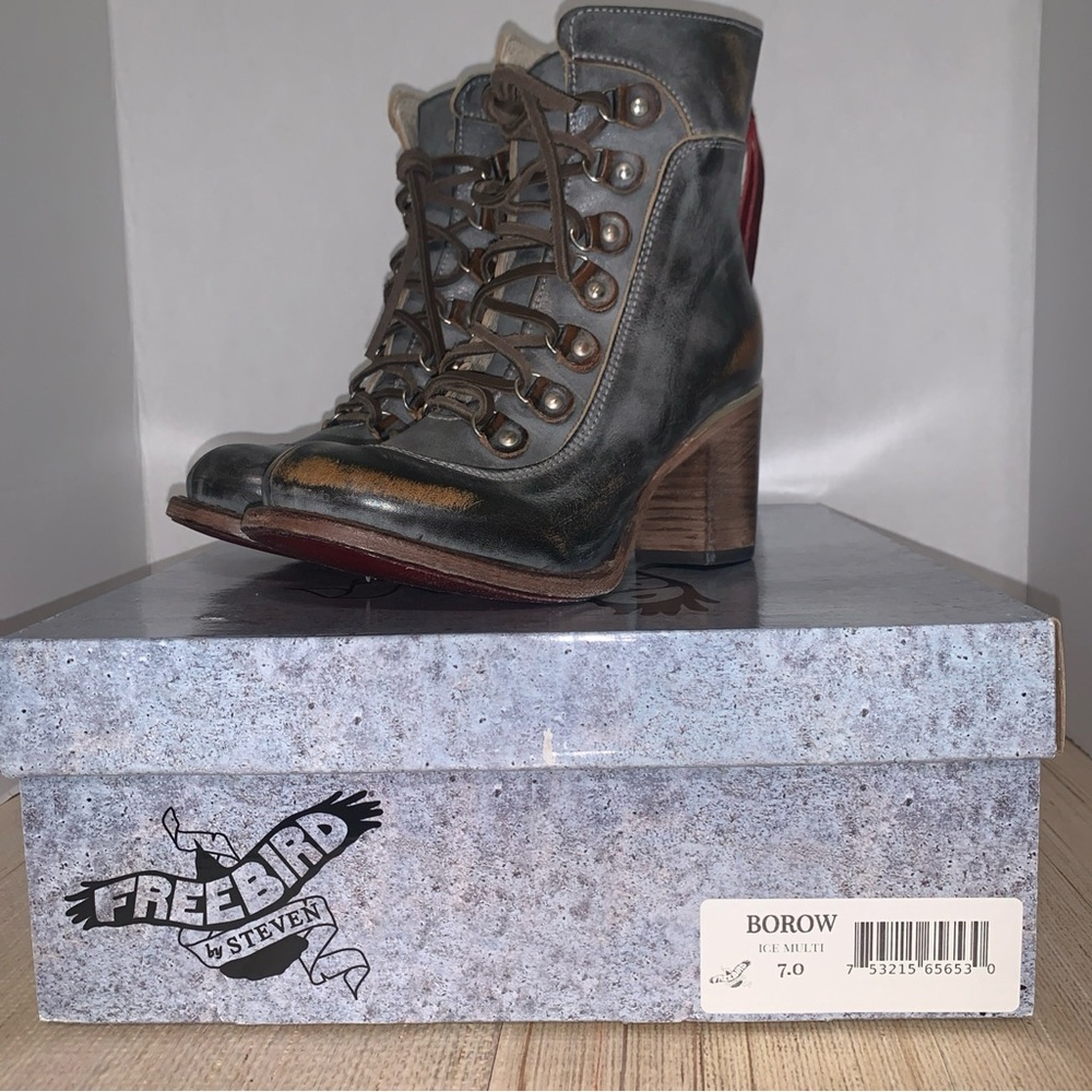 Freebird Borow Boots Ice Gray/Brown distressed Women’s 7 Biker Western Boho - Picture 2 of 16